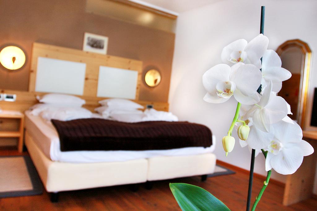 Hotel La Majun Ла Виля Екстериор снимка